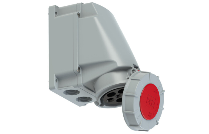 135-6 PINNAPEALNE JÕUPESA (NURGAGA) 63A. 3P+N+E. 380-415V. IP67 PCE
