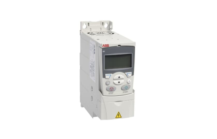 ACS310-03E-06A2-4 SAGEDUSMUUNDUR 2.2 kW 400V 6.2A GABARIIT R1