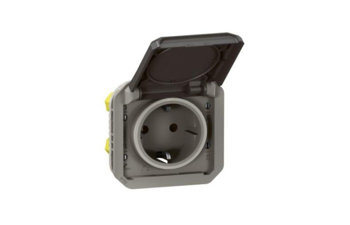 069871L PISTIKUPESA SISU IP55 ANTRATSIIT PLEXO