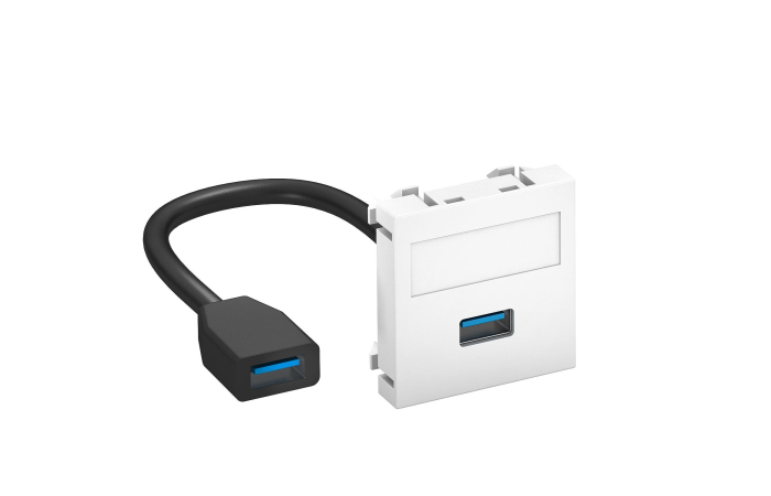 6104922 MTG-U3A F RW1. USB 3.0 A PESA. KAABLIGA. PESA-PESA. 45x45mm. POLAARVALGE. RAL 9010