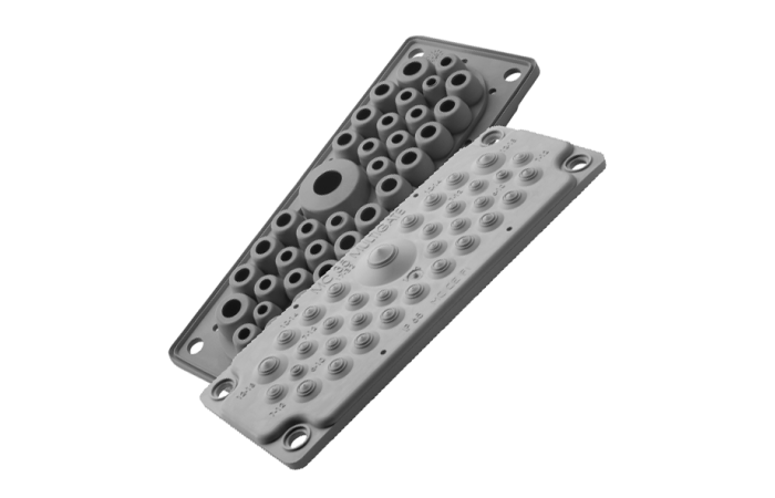 MC35 IP65 RAL 9005 MUST MULTILÄBIVIIK UL94V-0