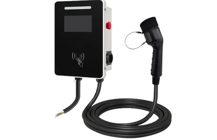 1395_EV ELEKTRIAUTO LAADIJA 16A 11kW 3P 5M KAABEL DISPLEIGA 4G WIFI OCPP 1.6