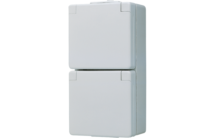 JUNG 622 W 2-NE PISTIKUPESA KLAPIGA IP44                   